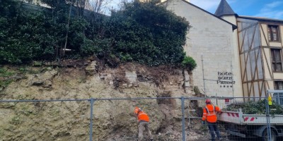 Infos Travaux : Sécurisation de la paroi rocheuse - Rue des Patenôtriers