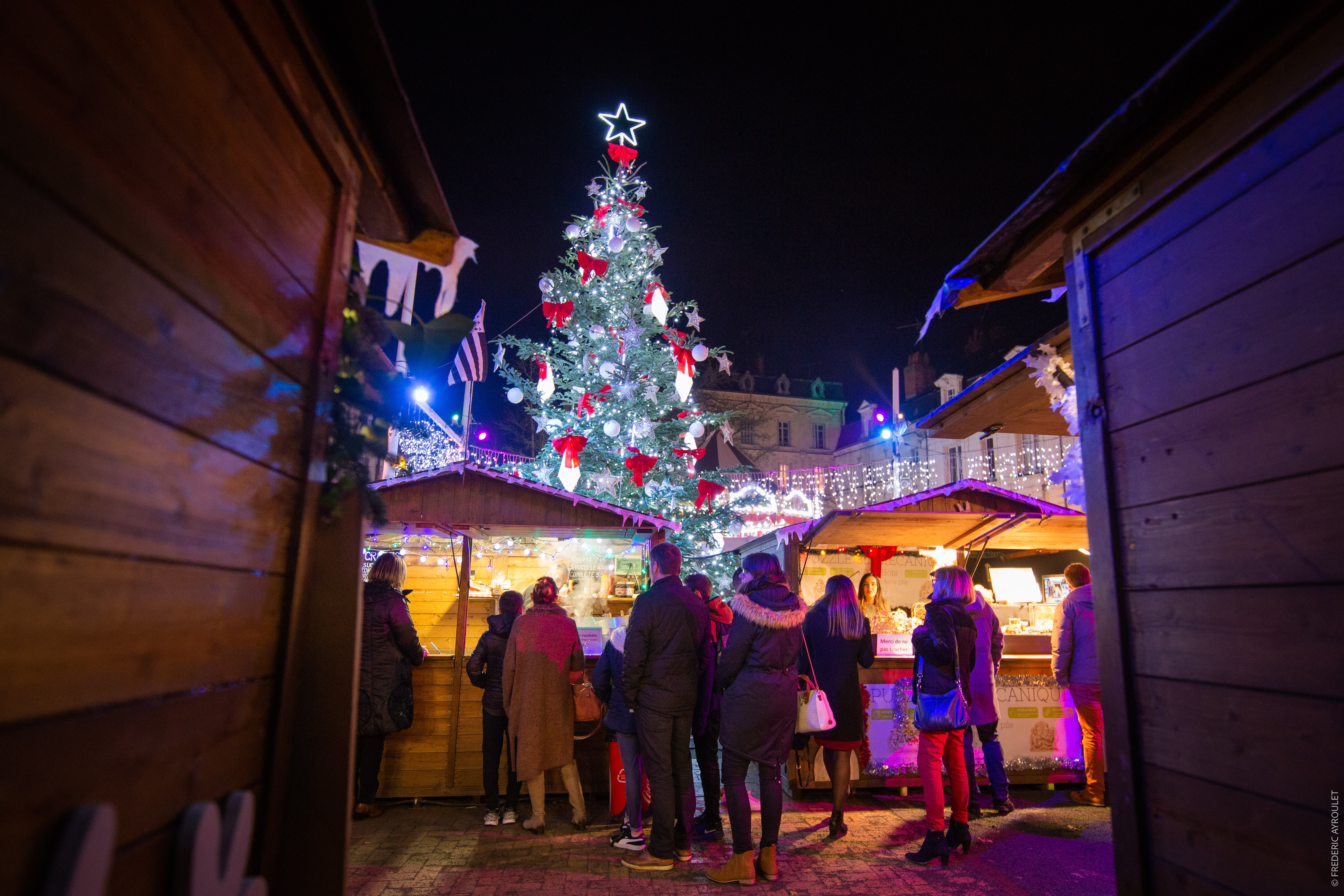 Ouverture et inauguration du marché de Noël